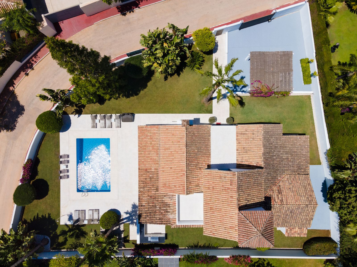 Casa de 4 Dormitorios en venta en Nueva Andalucía, Marbella