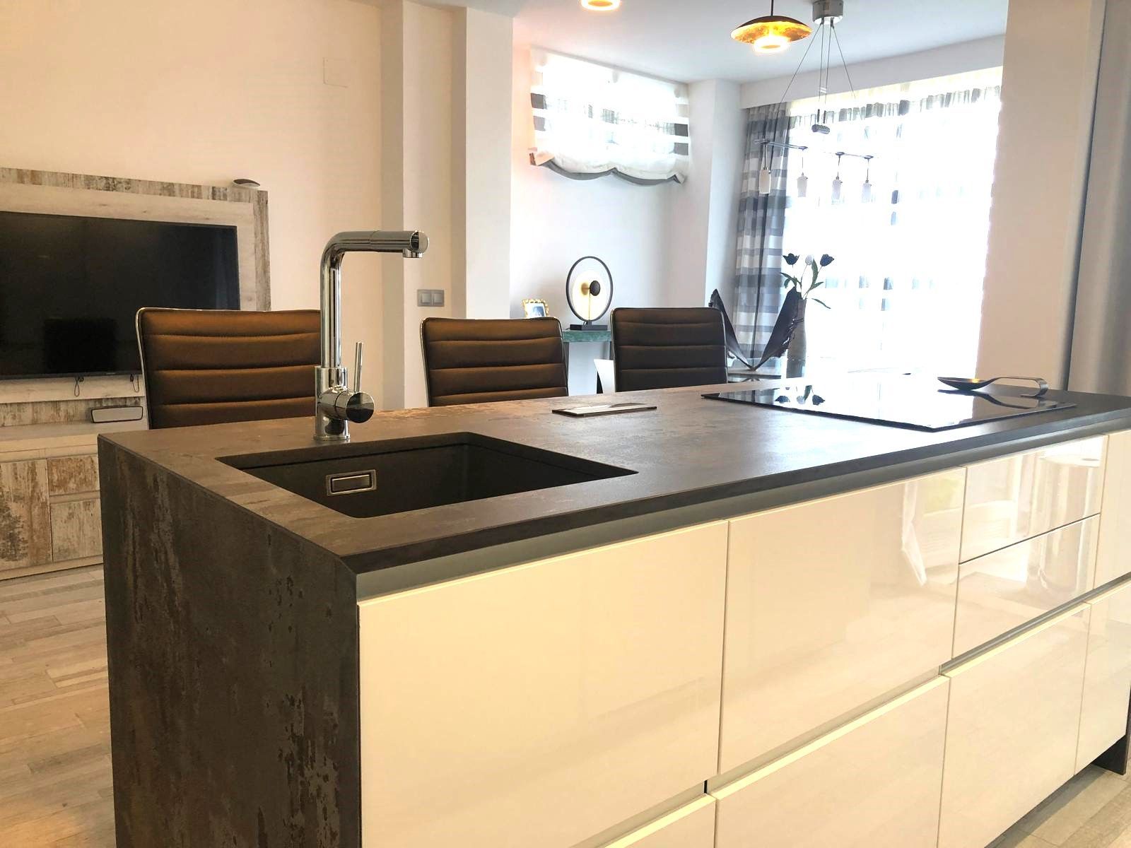 Piso de 2 Dormitorios y 2 Baños en venta en Marbella