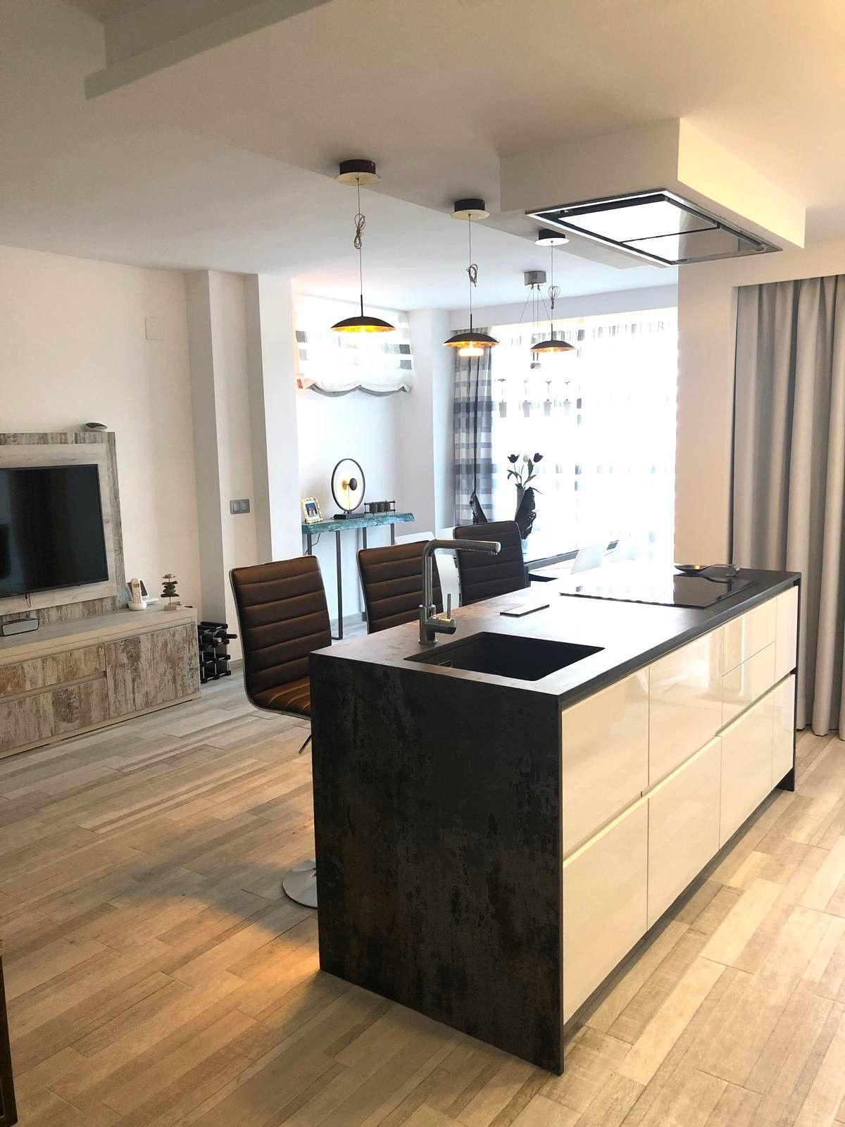 Piso de 2 Dormitorios y 2 Baños en venta en Marbella