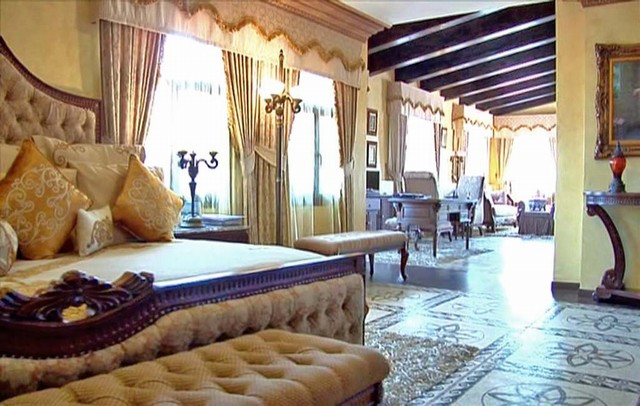 Casa de 7 Dormitorios en venta en Nueva Andalucía, Marbella