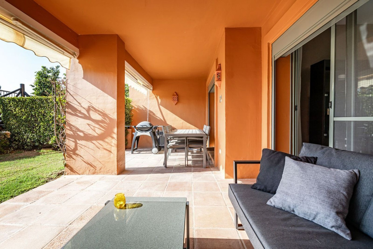2 Bed, 2 Bath - Apartment for Sale in Benahavis Pueblo