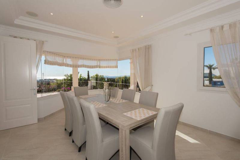Casa de 7 Dormitorios y 11 Baños en venta en Los Flamingos, Benahavís