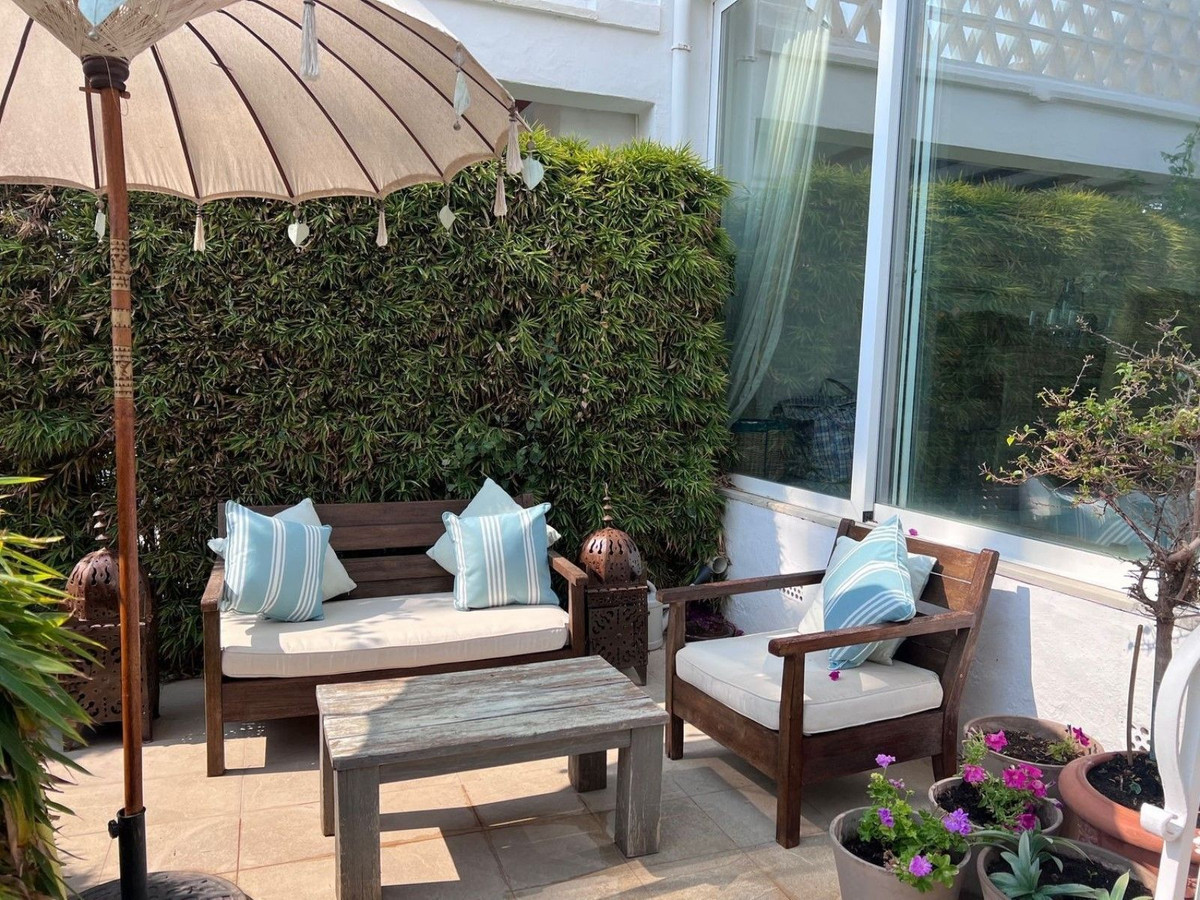 Casa Adosada de 3 Dormitorios en venta en Marbella Centro