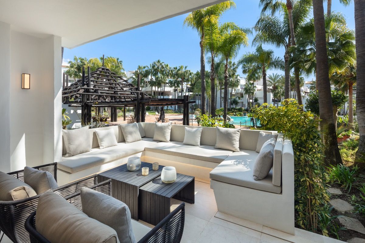 Piso de 3 Dormitorios y 4 Baños en venta en Milla de Oro, Marbella