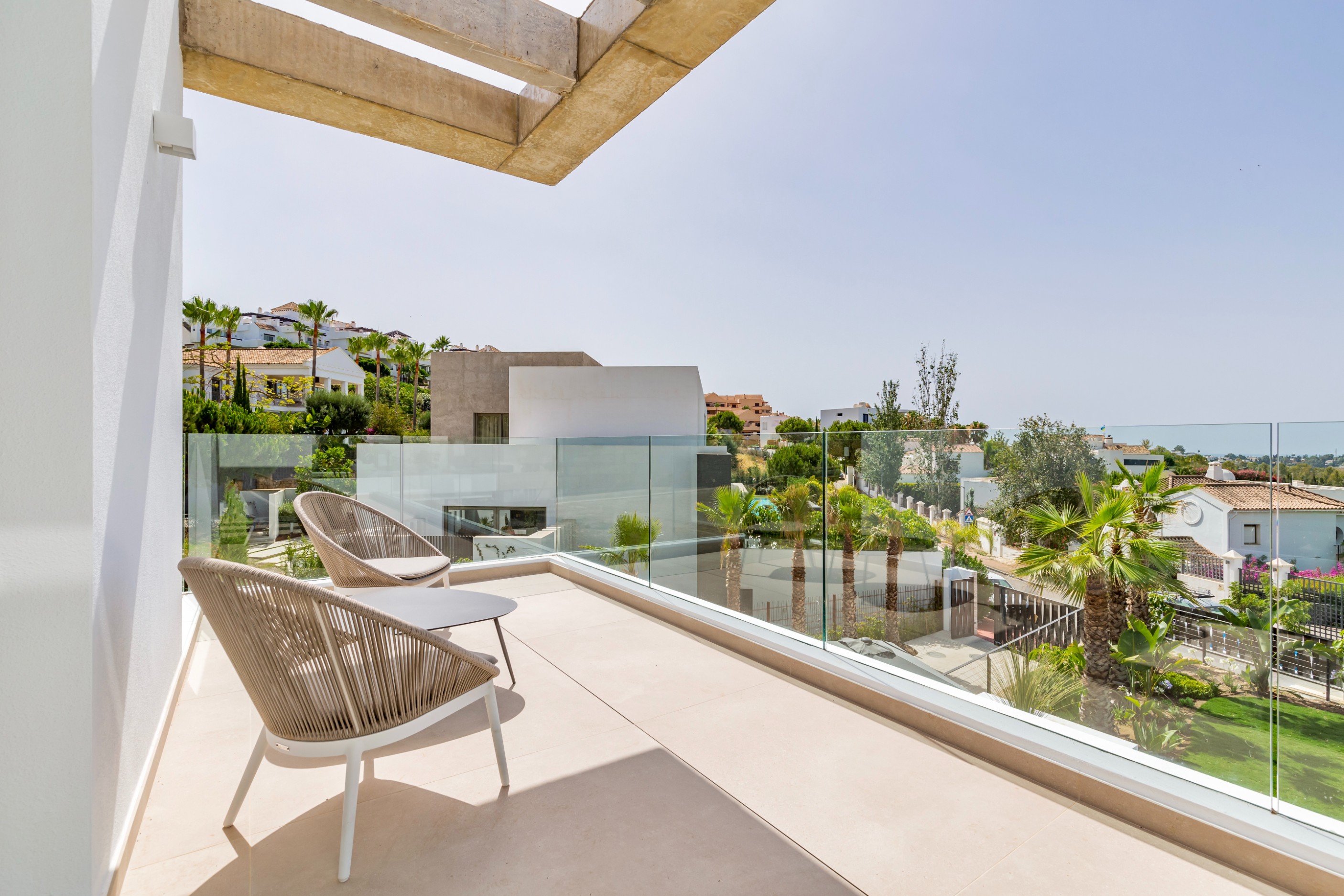 Casa de 6 Dormitorios en venta en Atalaya, Estepona