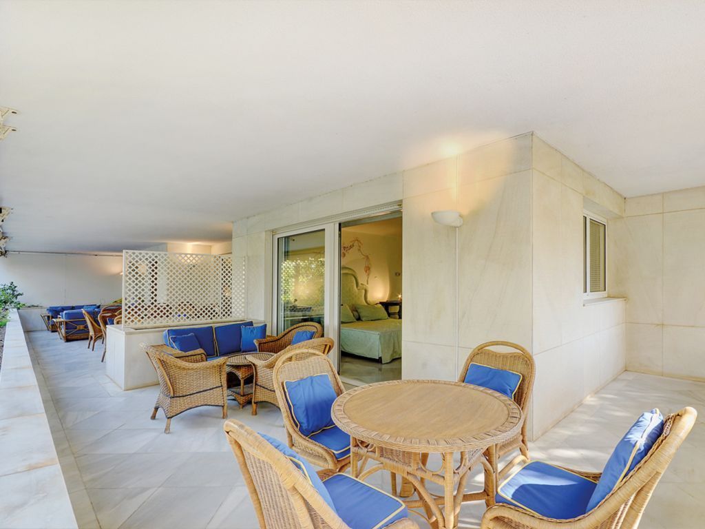 Piso de 5 Dormitorios en venta en Marbella