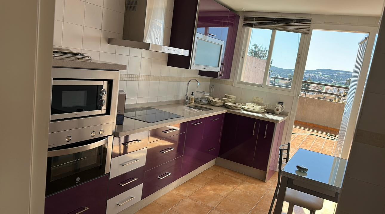 Piso de 2 Dormitorios y 2 Baños en venta en Mijas
