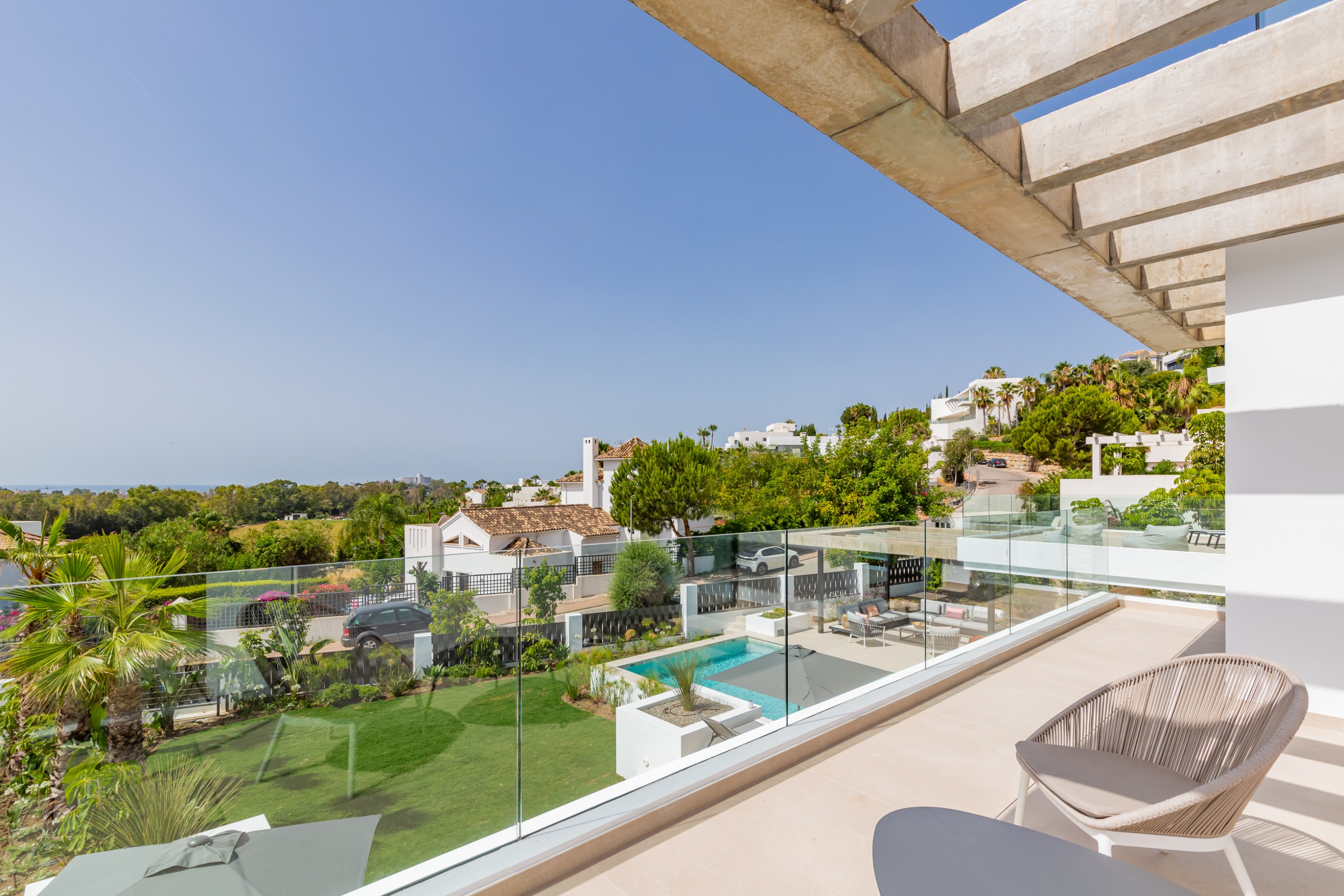 Casa de 6 Dormitorios en venta en Atalaya, Estepona