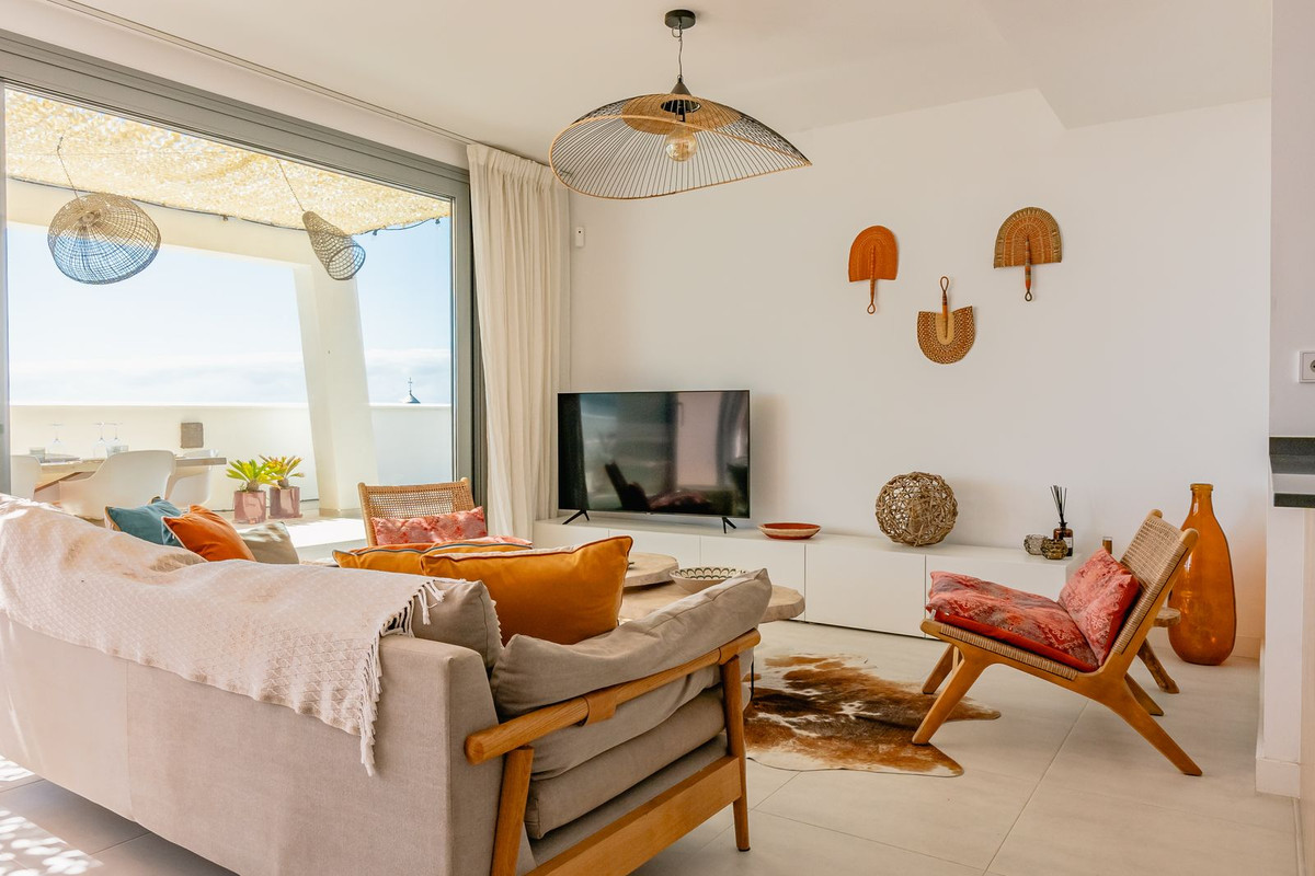 Piso de 4 Dormitorios en venta en Estepona