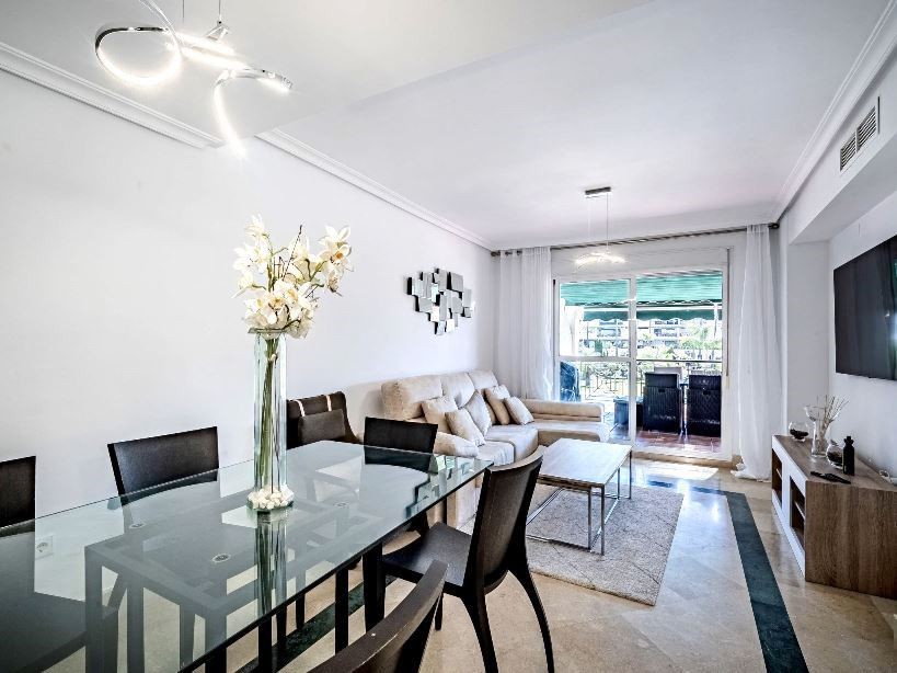 Piso de 2 Dormitorios en venta en Marbella Centro