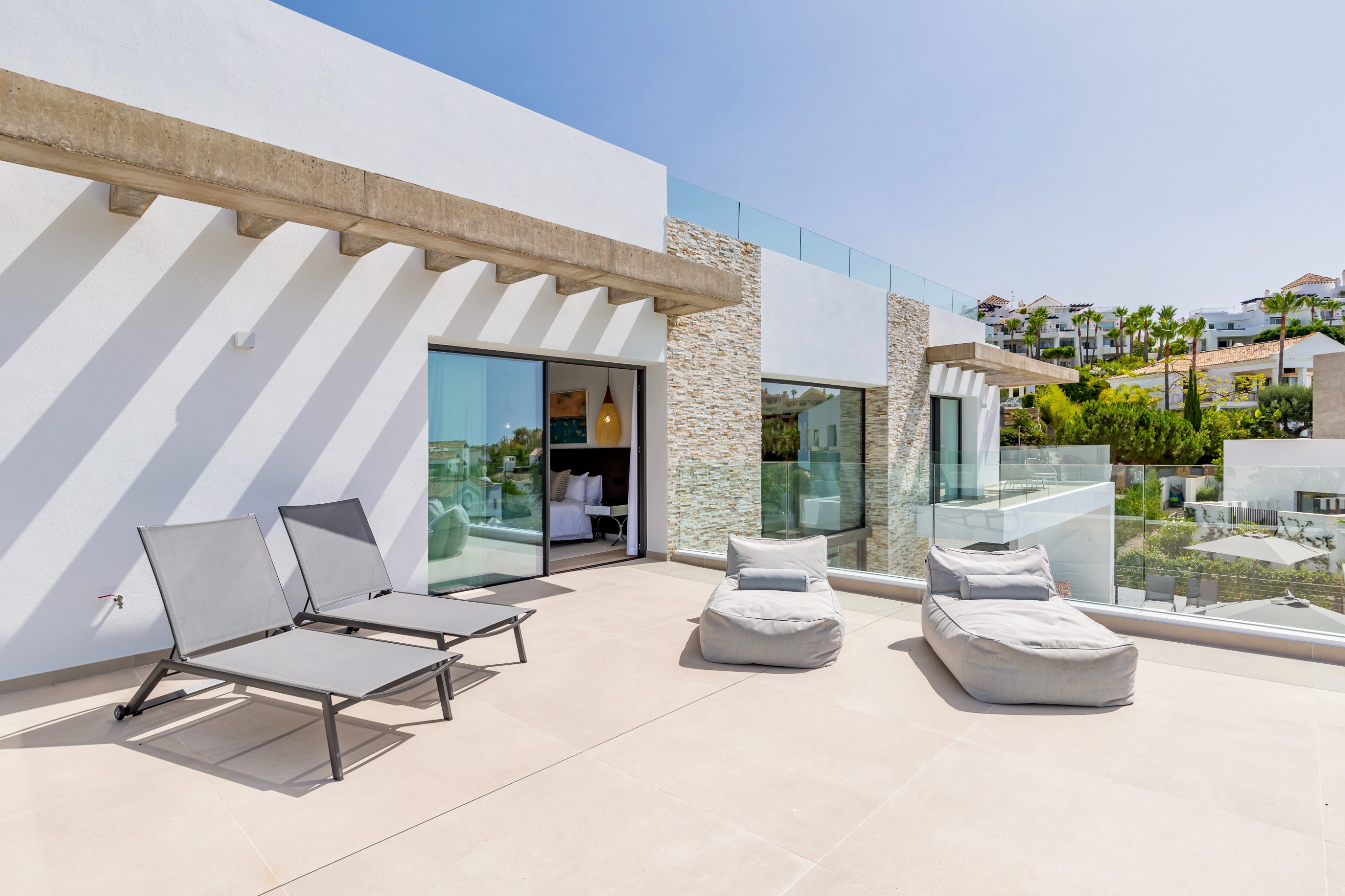 Casa de 6 Dormitorios en venta en Atalaya, Estepona