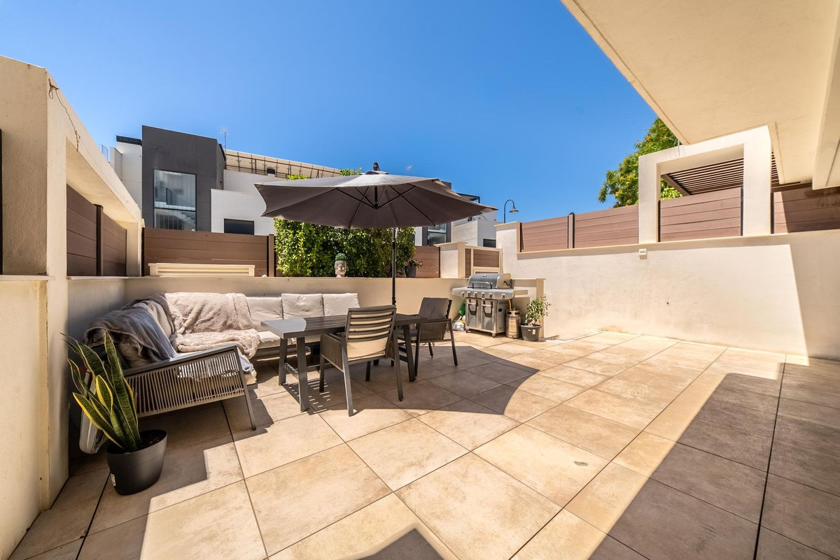 Casa Adosada de 4 Dormitorios en venta en La Cala de Mijas