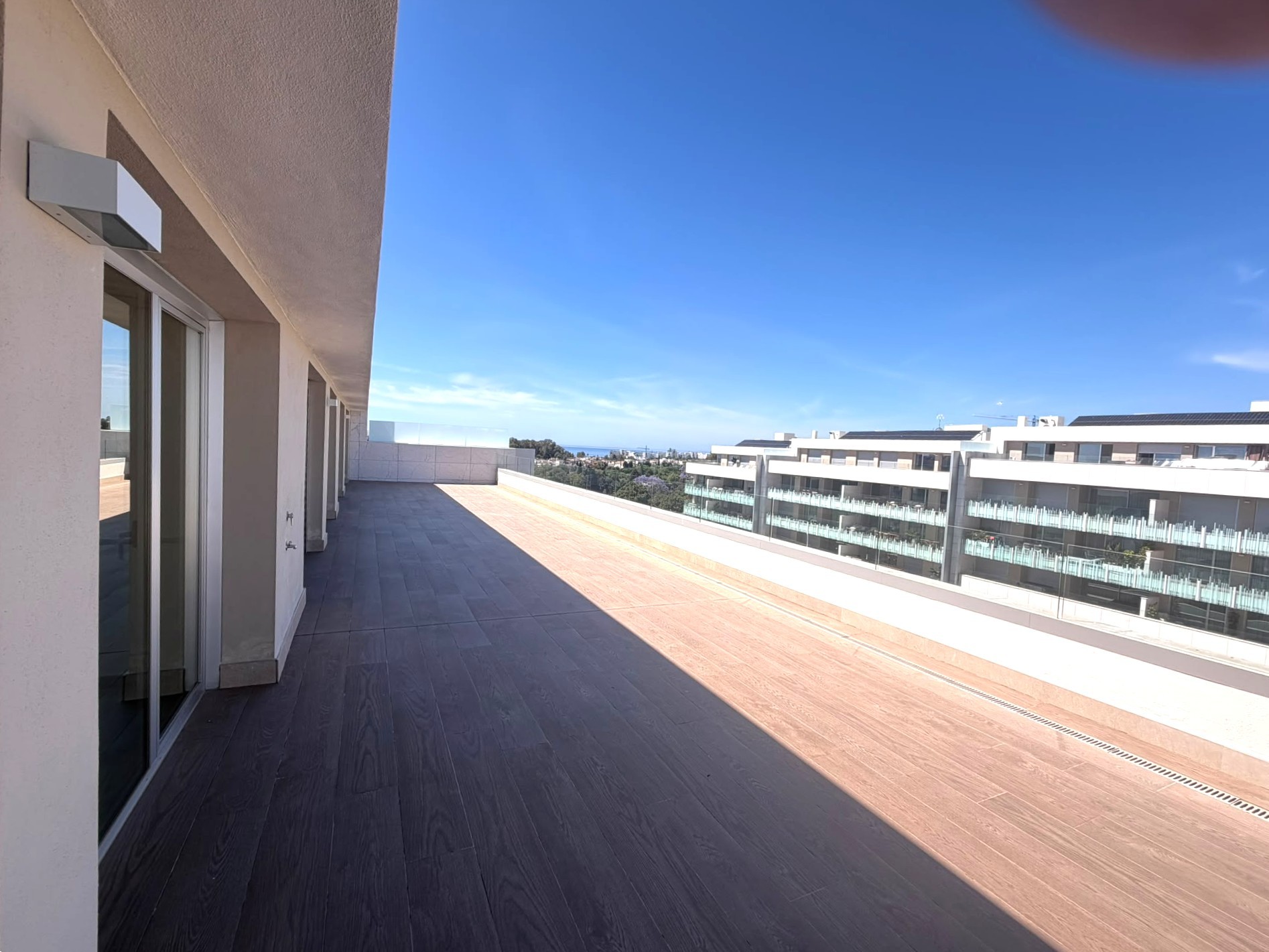 Piso de 4 Dormitorios y 2 Baños en venta en Marbella