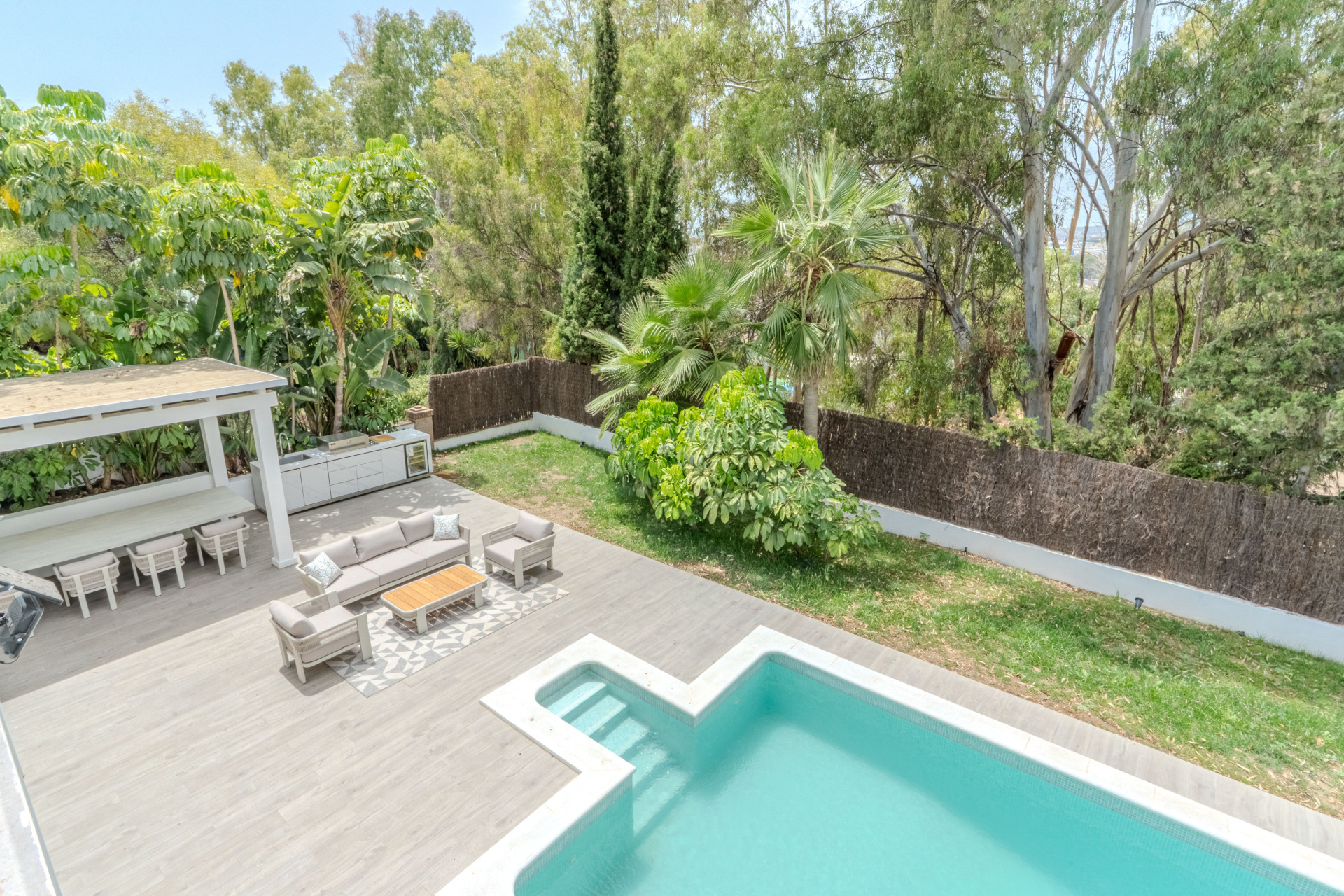 Casa de 4 Dormitorios en venta en Nueva Andalucía, Marbella
