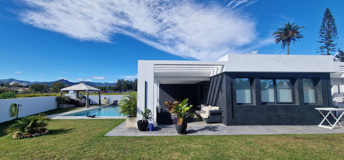 3 кровать Вилла для продажи в San Pedro de Alcántara