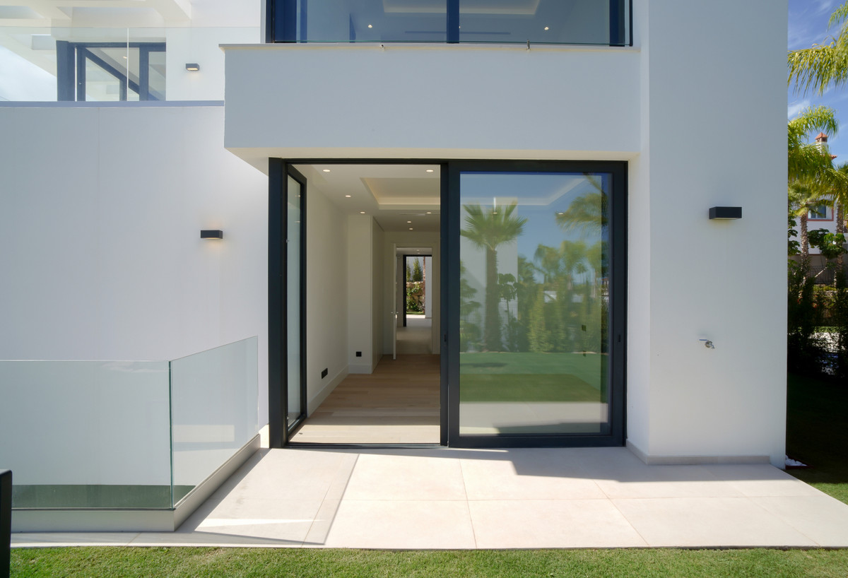 Casa de 5 Dormitorios y 7 Baños en venta en Benahavís