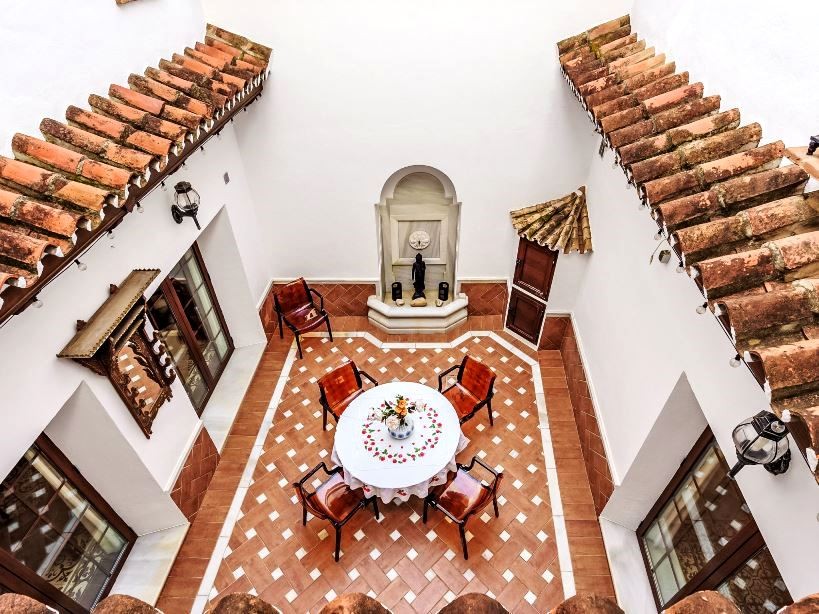 Casa Adosada de 5 Dormitorios y 3 Baños en venta en Fuengirola