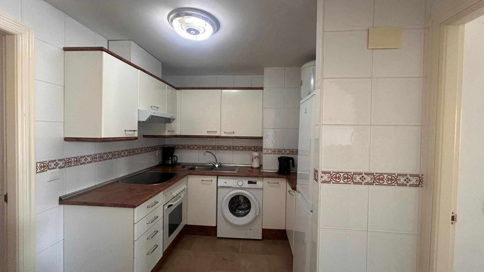 3 спални, 2 бани - Апартамент за продажба в Los Boliches, Fuengirola