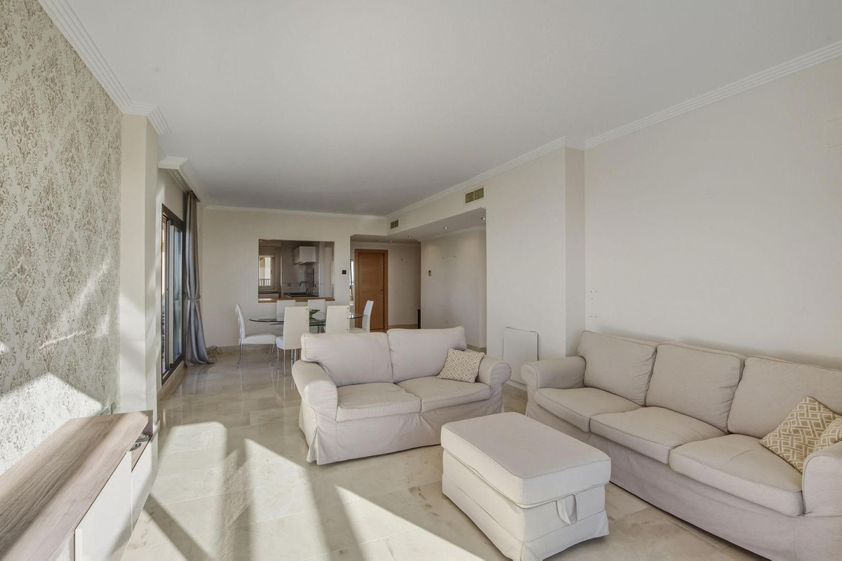 Ático de 2 Dormitorios en venta en Benahavís