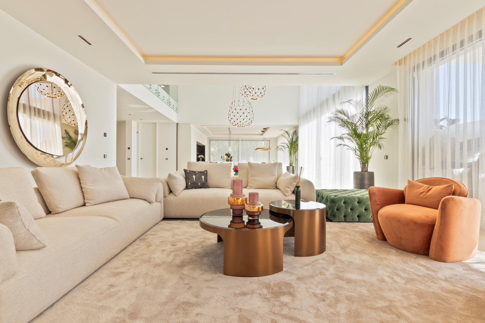 Casa de 7 Dormitorios y 8 Baños en venta en Sierra Blanca, Marbella