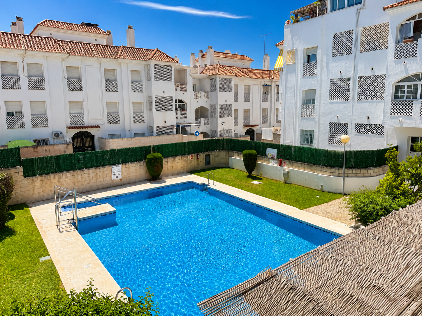 Piso de 2 Dormitorios y 1 Baño en venta en Torremolinos