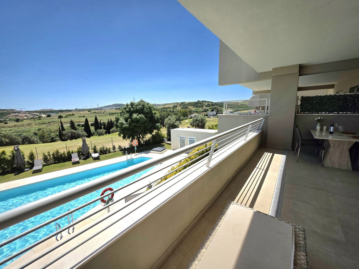 Piso de 2 Dormitorios en venta en Estepona