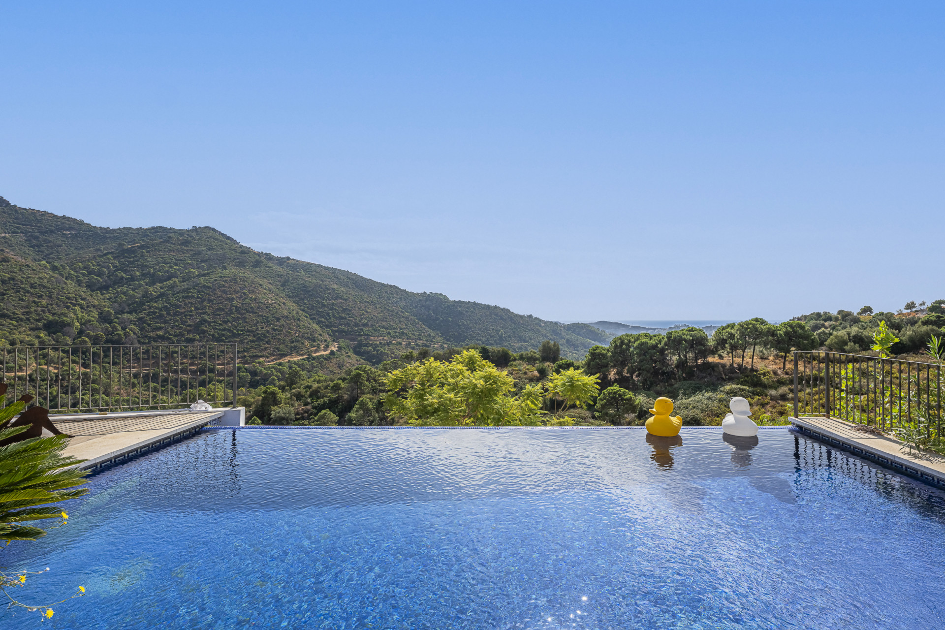 Casa de 5 Dormitorios y 4 Baños en venta en Monte Mayor, Benahavís