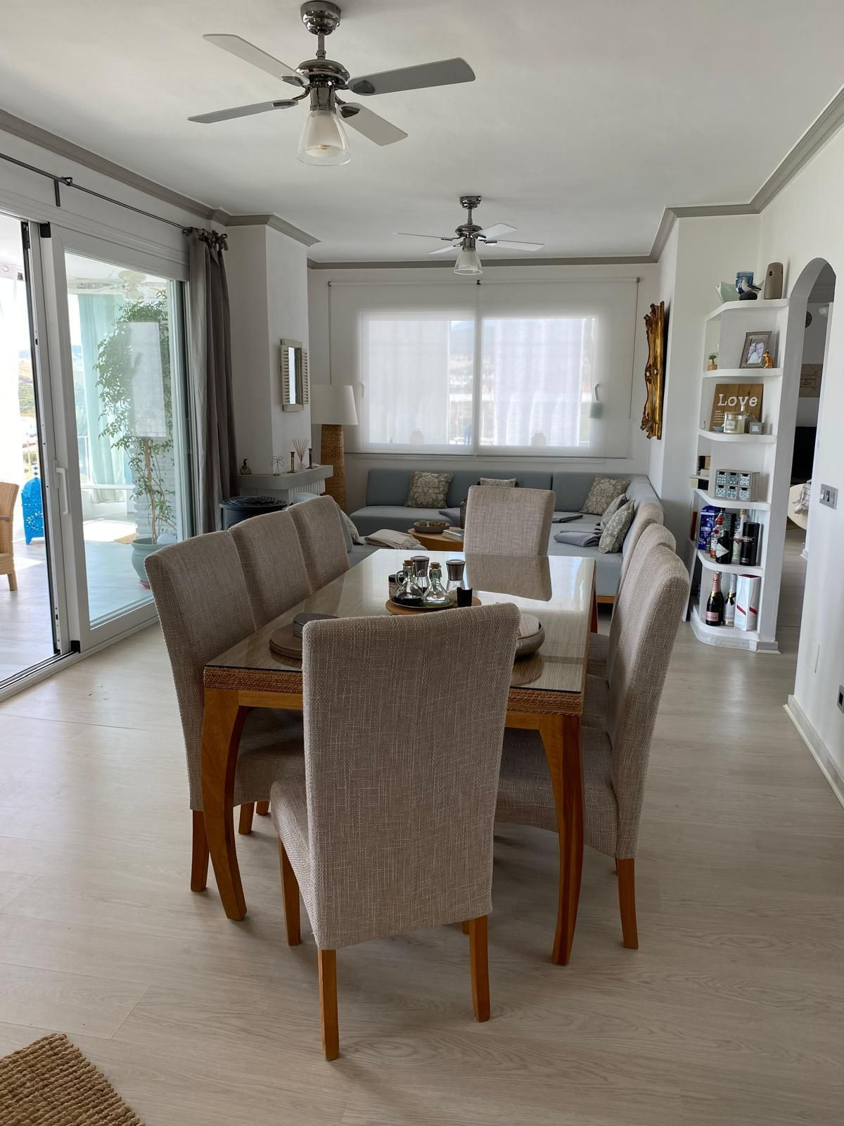 Ático de 2 Dormitorios en venta en Estepona