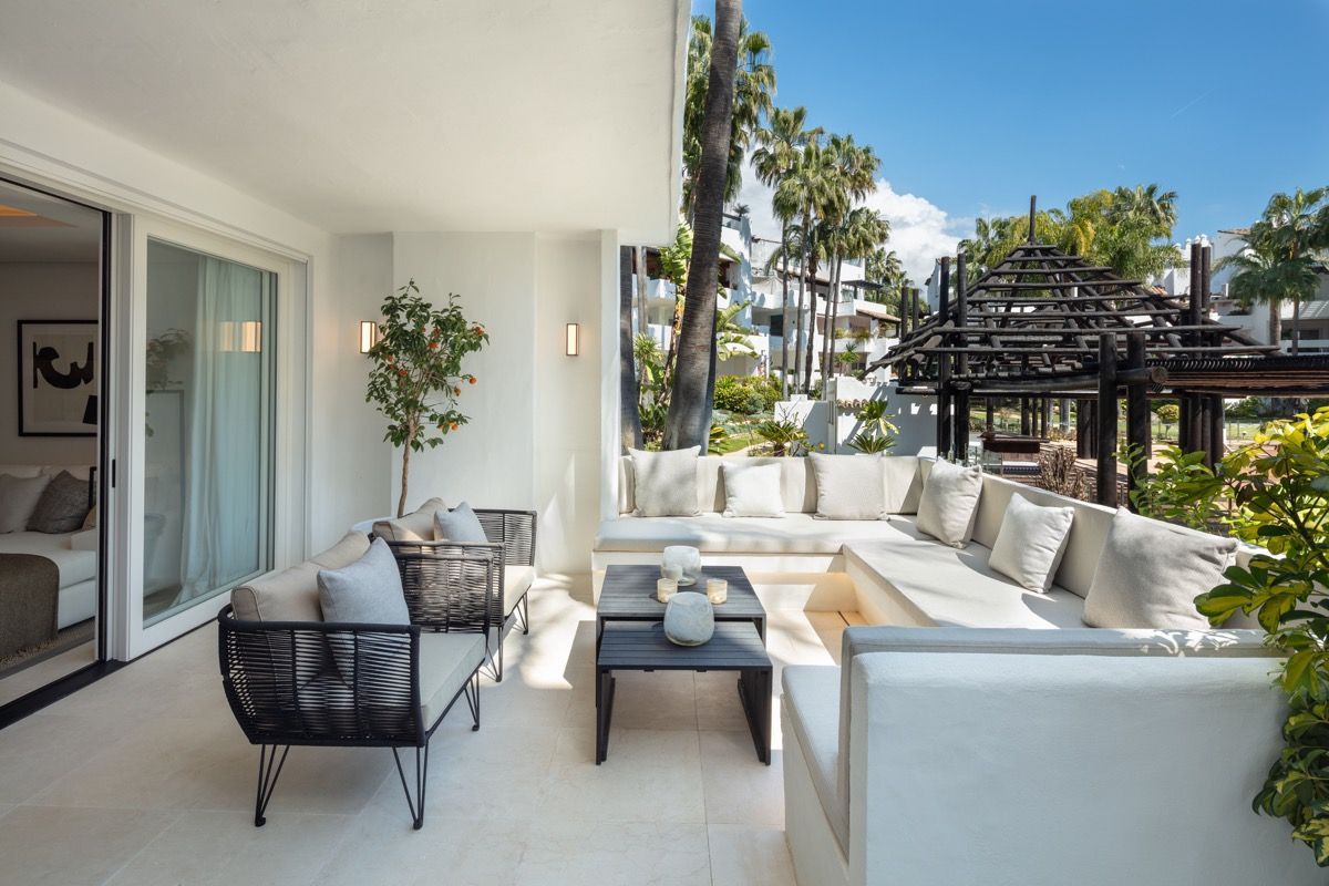 Piso de 3 Dormitorios y 4 Baños en venta en Milla de Oro, Marbella