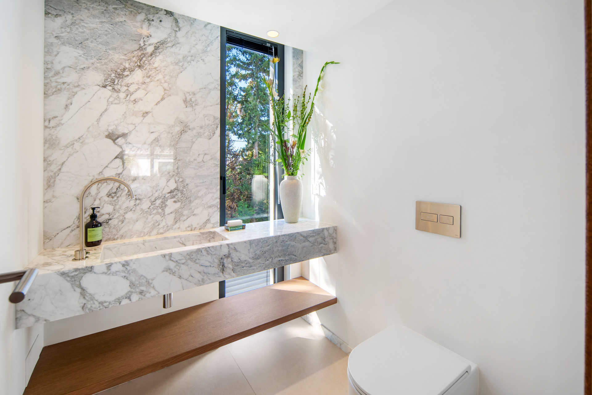 Casa de 4 Dormitorios y 4 Baños en venta en Nueva Andalucía, Marbella