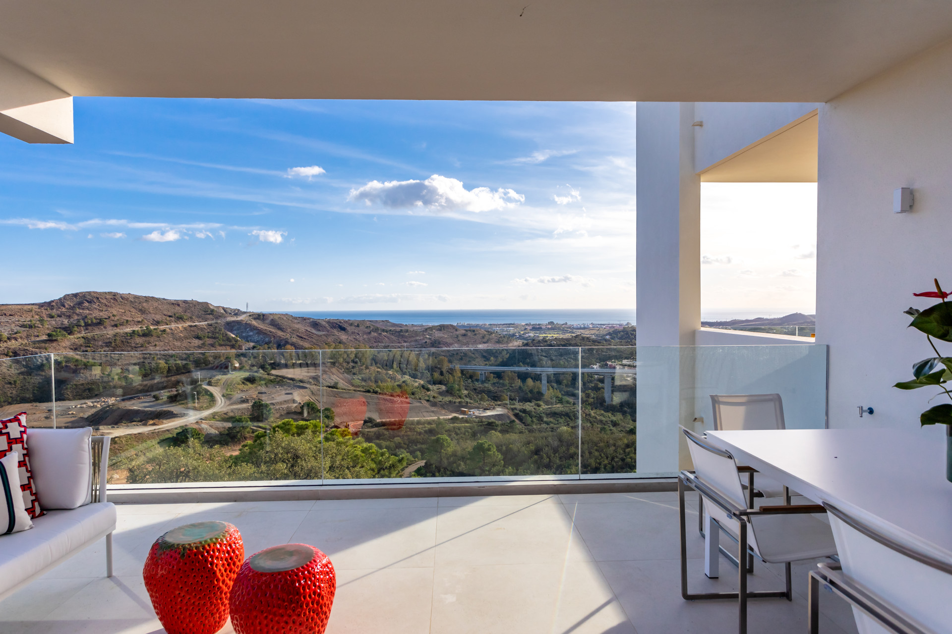 Piso de 2 Dormitorios y 2 Baños en venta en Benahavís