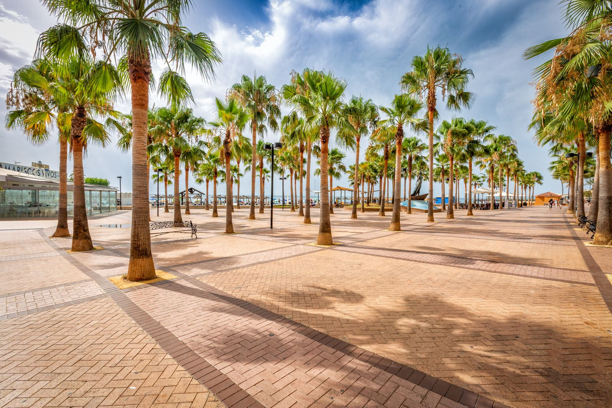 Piso de 1 Dormitorio y 1 Baño en venta en Fuengirola