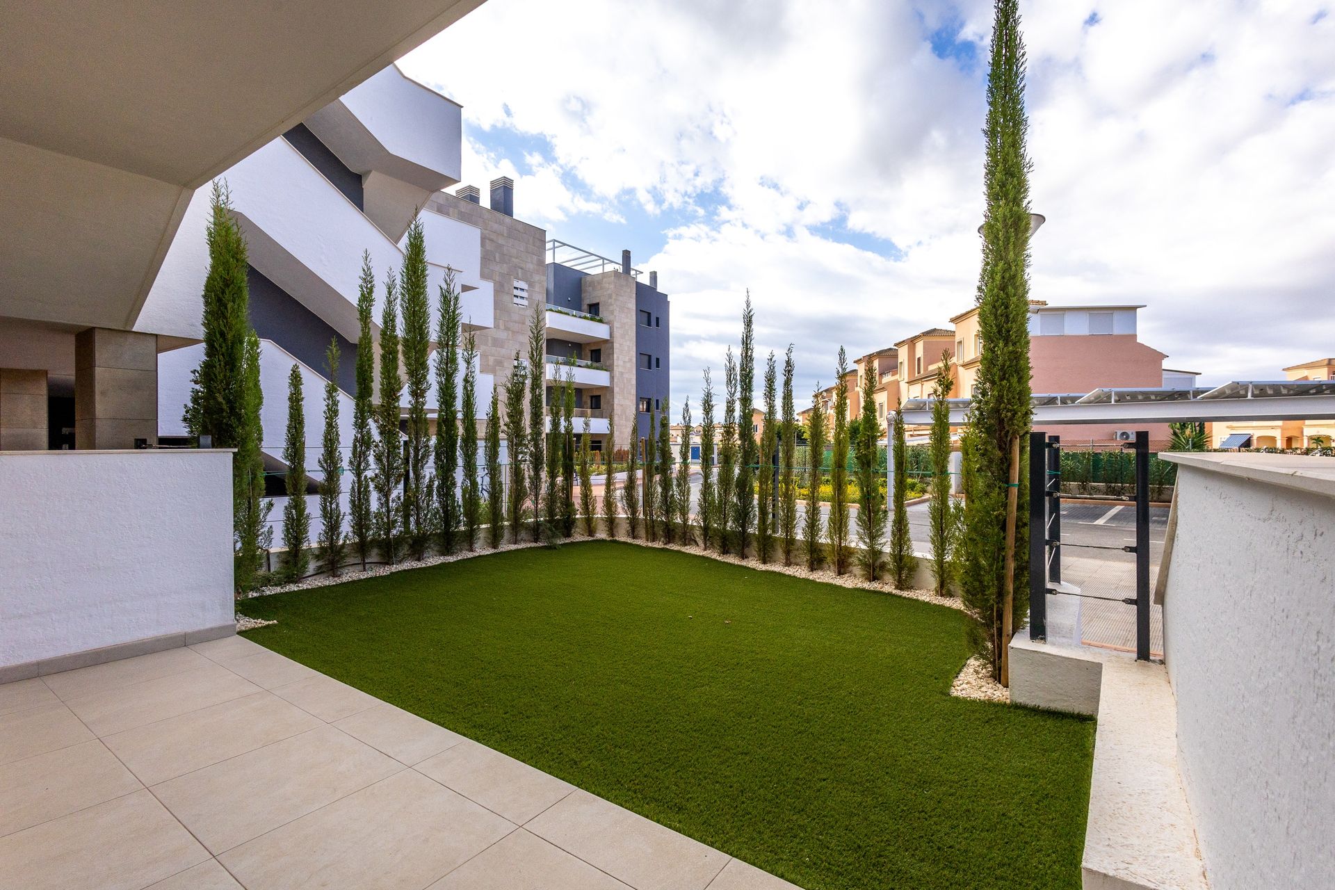 Piso de 3 Dormitorios en venta en Orihuela Costa