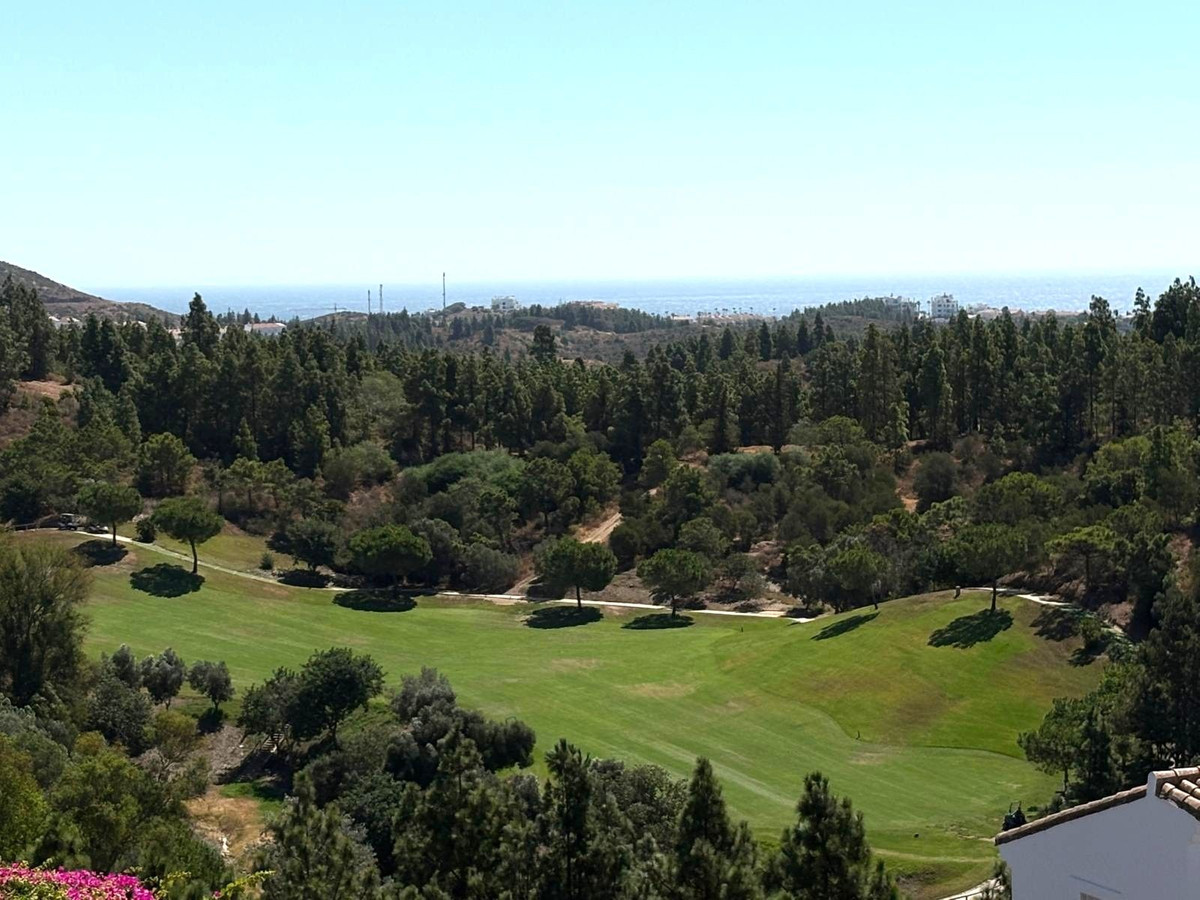 Piso de 2 Dormitorios en venta en La Cala de Mijas