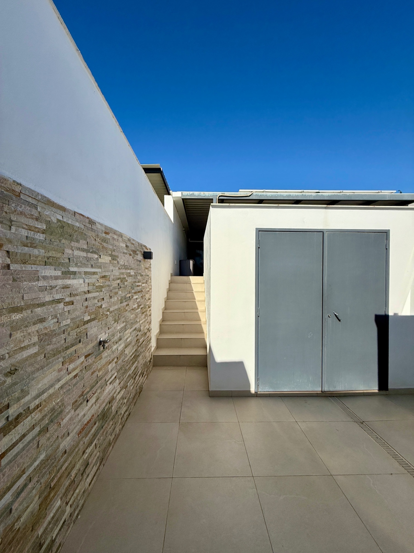 Casa de 4 Dormitorios en venta en La Mairena, Marbella