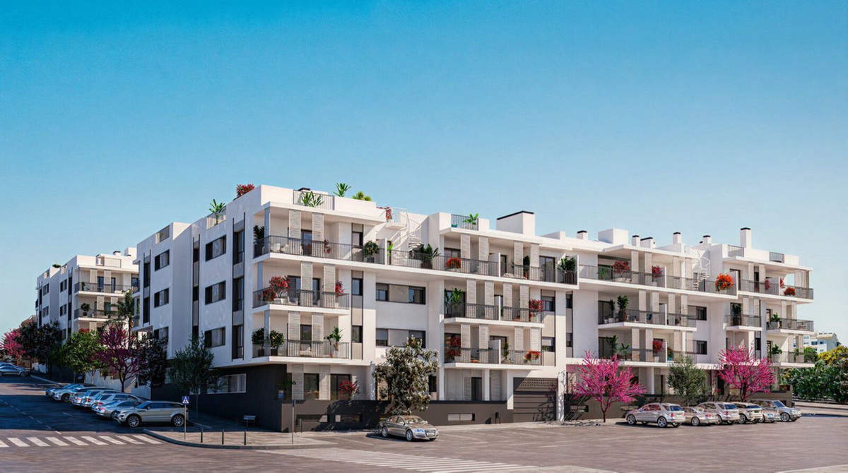 Piso de 2 Dormitorios y 2 Baños en venta en Estepona