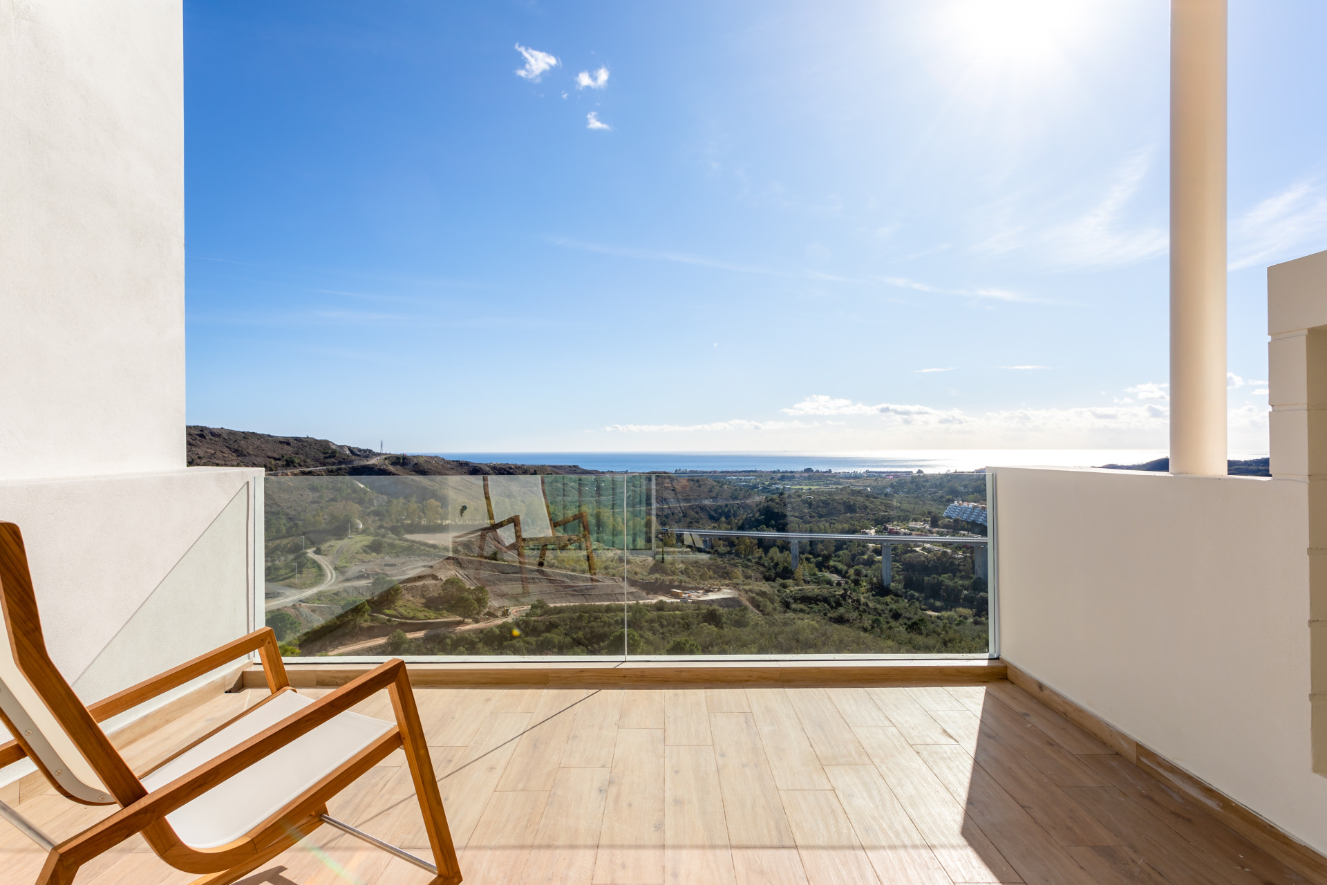 Piso de 2 Dormitorios y 2 Baños en venta en Benahavís