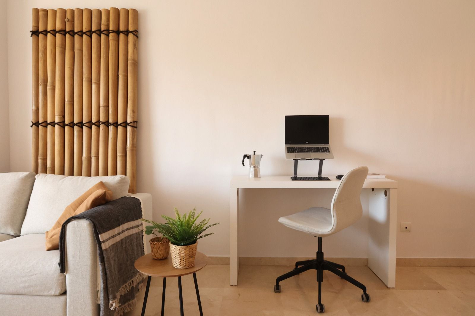 Piso de 2 Dormitorios y 2 Baños en venta en Estepona