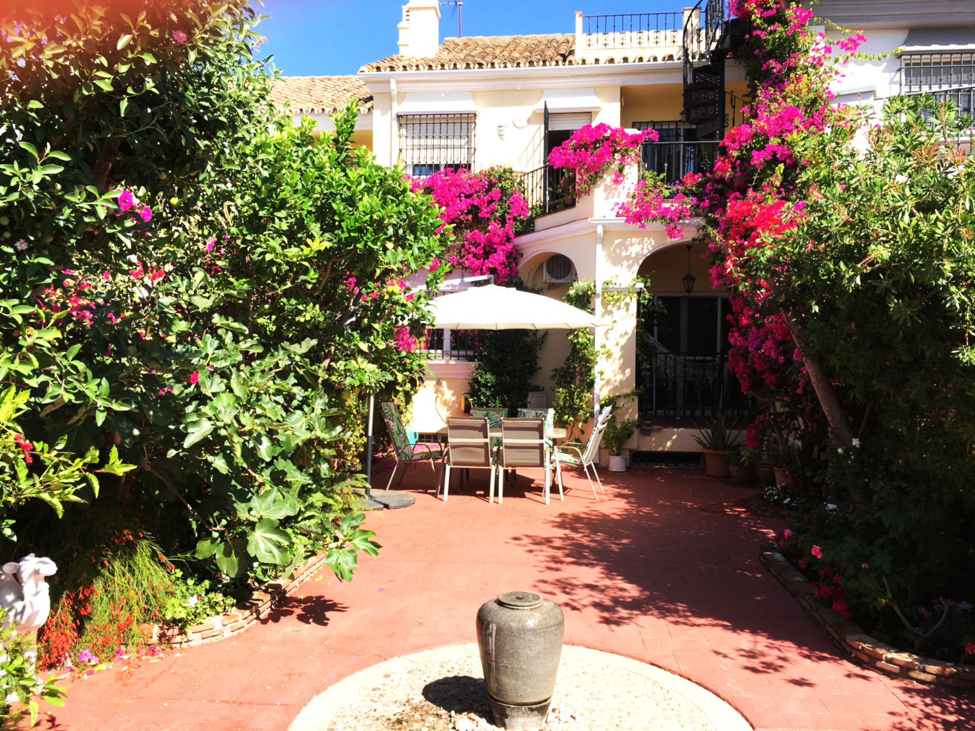 Casa Adosada de 4 Dormitorios y 3 Baños en venta en La Alcaidesa