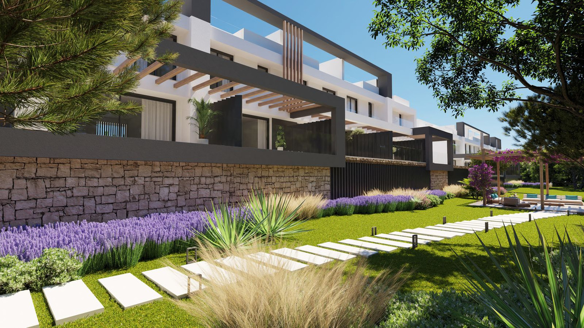Casa Adosada de 3 Dormitorios en venta en El Faro, Mijas