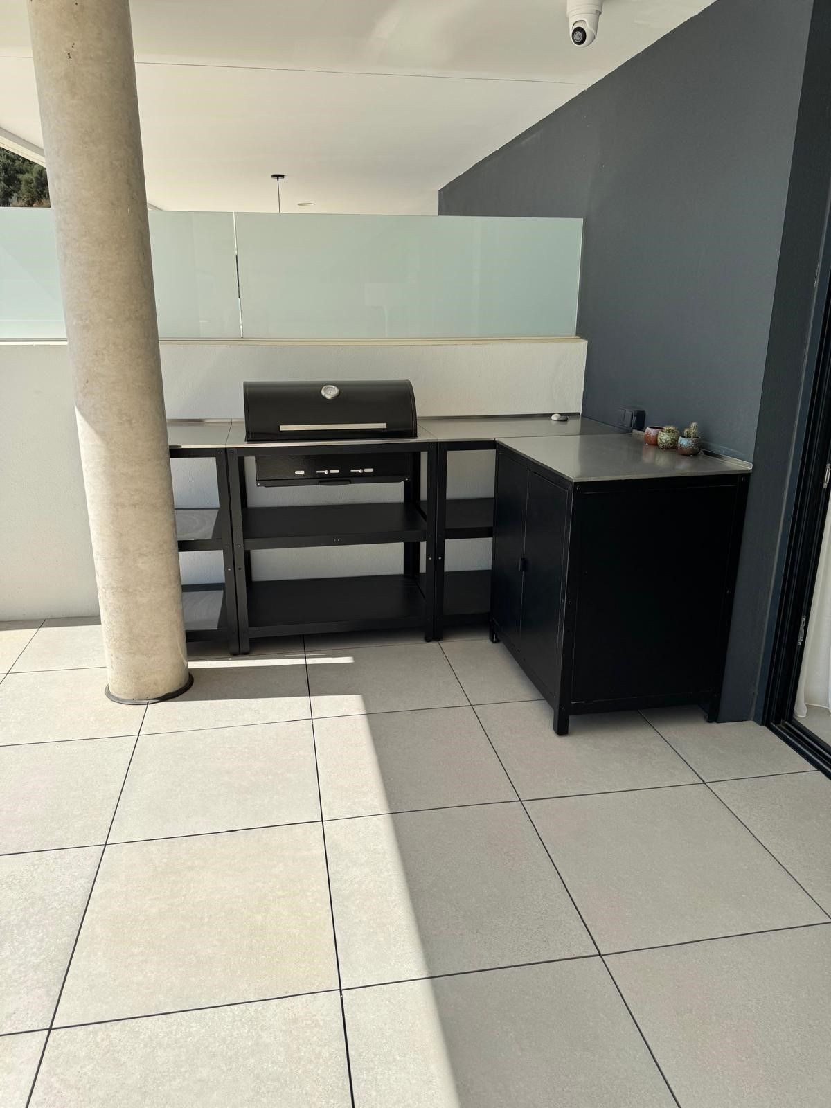Piso de 3 Dormitorios en venta en Los Monteros, Marbella