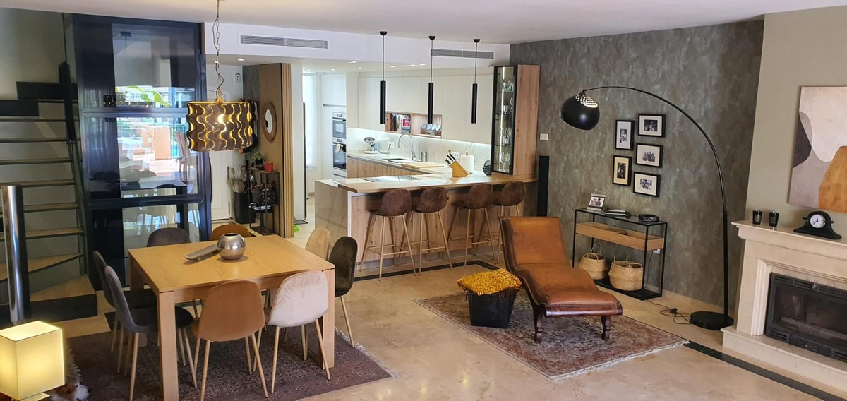4 кровать Вилла для продажи в Nagueles, Marbella