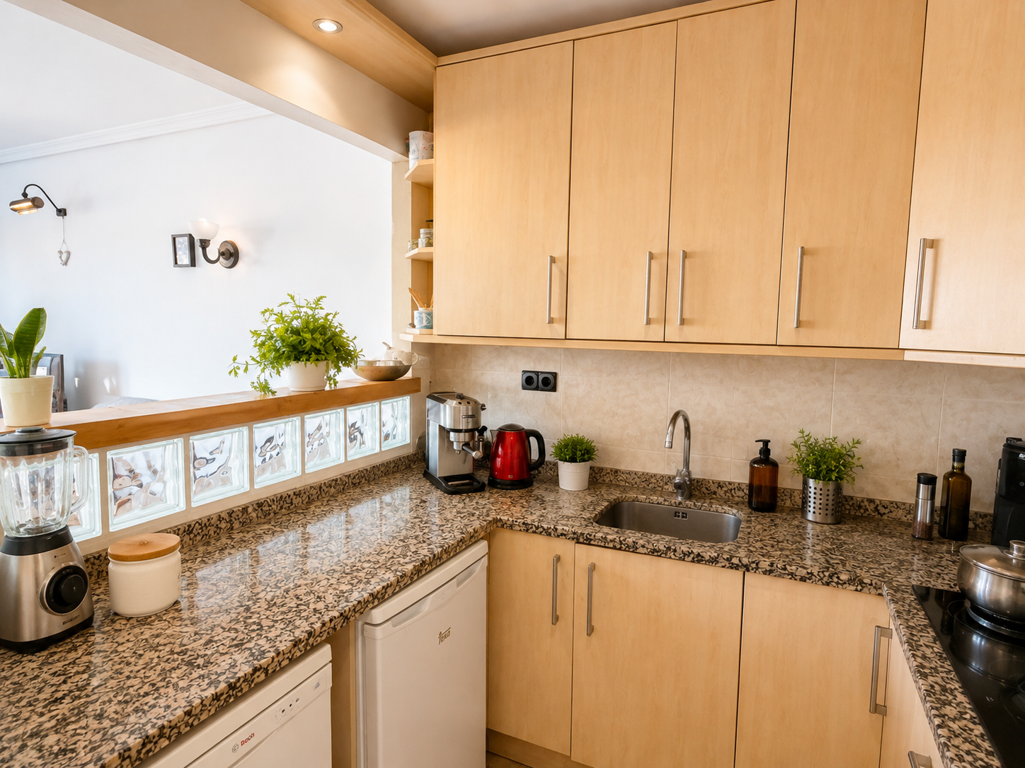Casa Adosada de 3 Dormitorios y 2 Baños en venta en Mijas