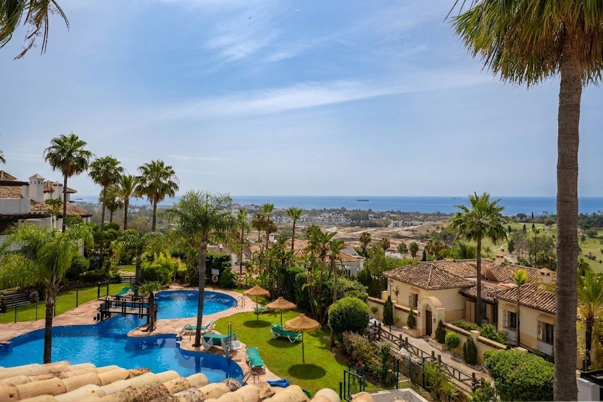 El Paraiso, Estepona