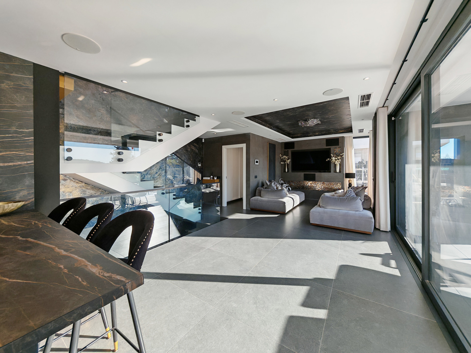 Casa de 4 Dormitorios en venta en Estepona