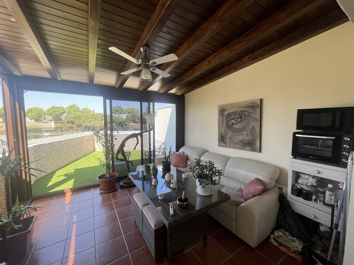 Ático de 3 Dormitorios en venta en Estepona