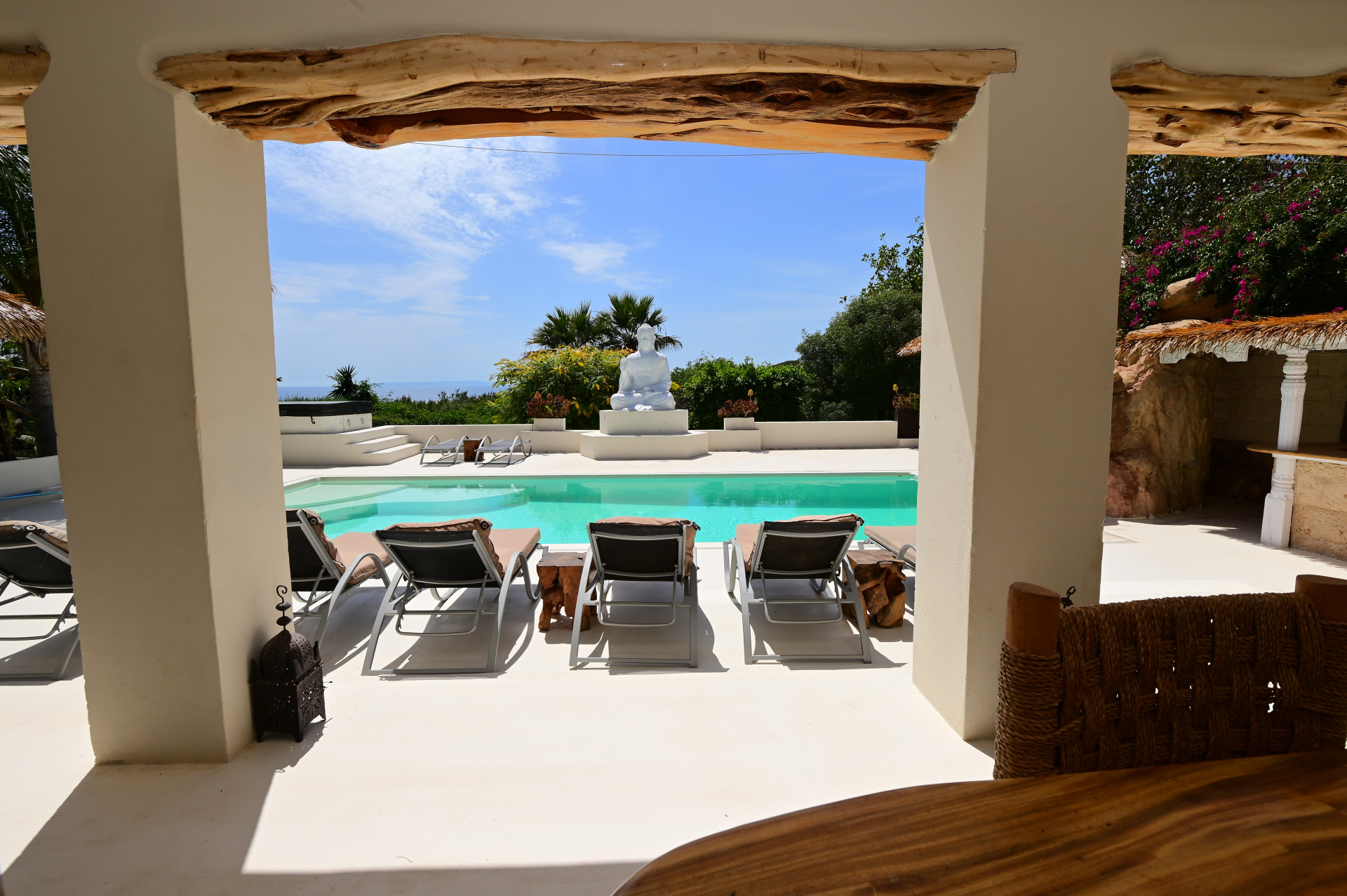 Casa de 15 Dormitorios y 15 Baños en venta en Santa Eulària des Riu