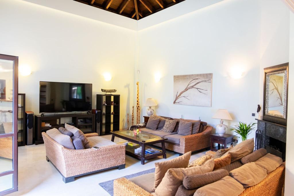 Casa de 3 Dormitorios en venta en Puerto Banús, Marbella