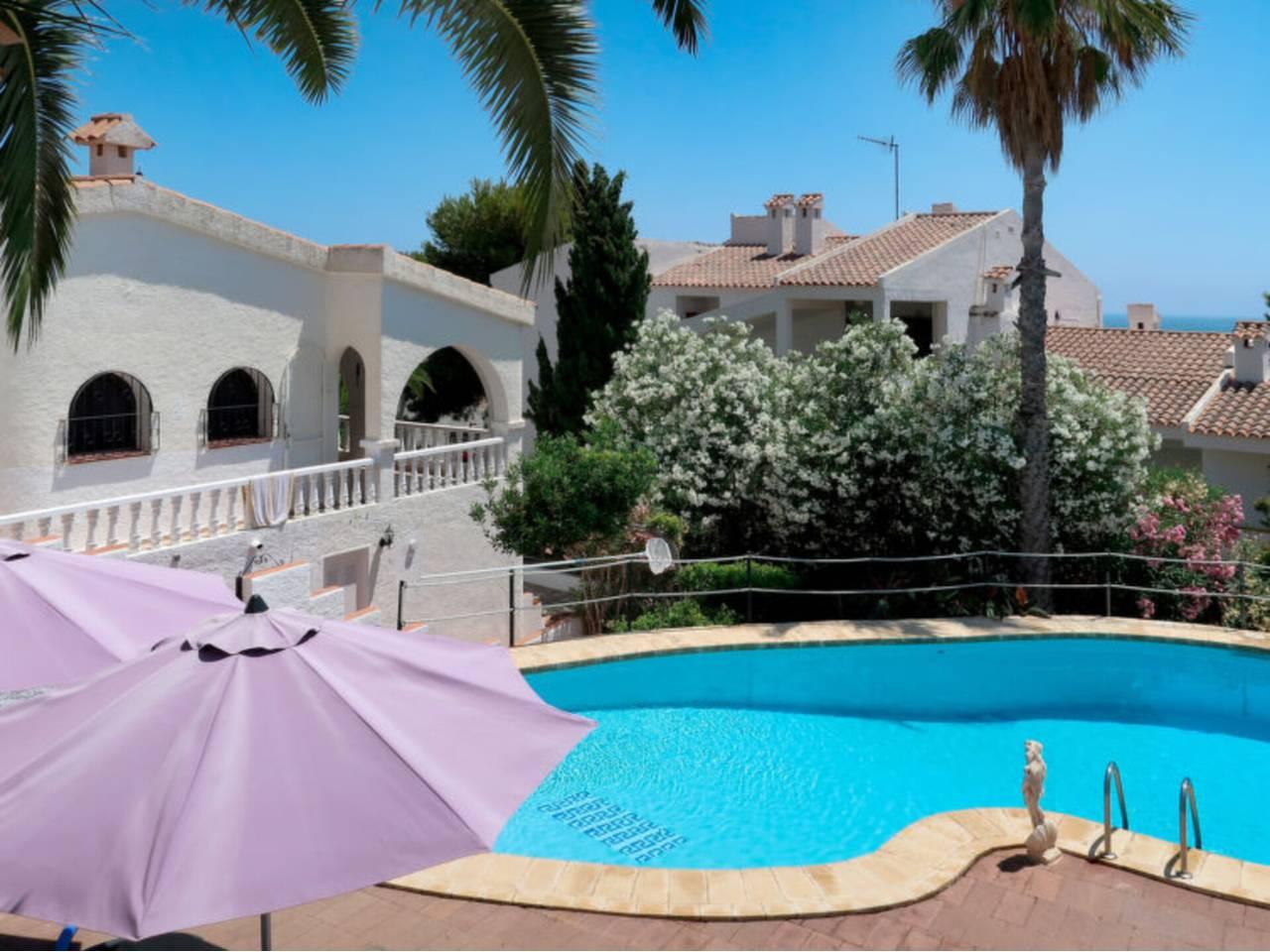 Casa Adosada de 2 Dormitorios en venta en Peniscola