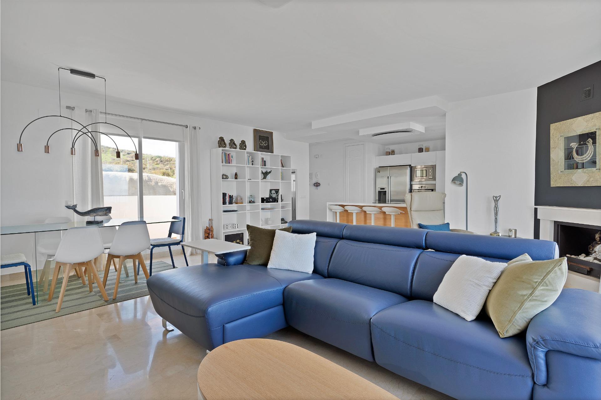 2 Bed, 2 Bath - Penthouse for Sale in Calahonda, Mijas